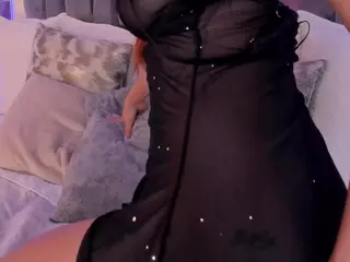 TaniiaSmiith's Live Sex Cam Show