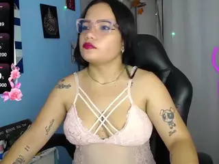 FalakYasin's Live Sex Cam Show