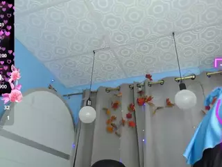 FalakYasin's Live Sex Cam Show