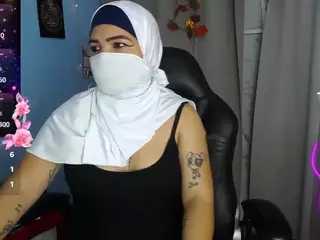 FalakYasin's Live Sex Cam Show