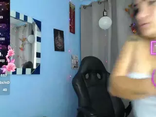 FalakYasin's Live Sex Cam Show