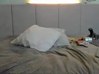 AnnieWolf's Live Sex Cam Show