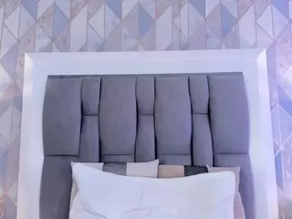 anaiscooper10's Live Sex Cam Show