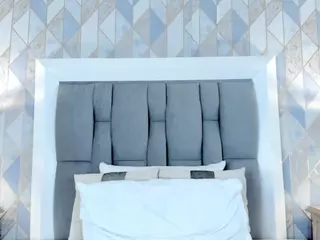 anaiscooper10's Live Sex Cam Show