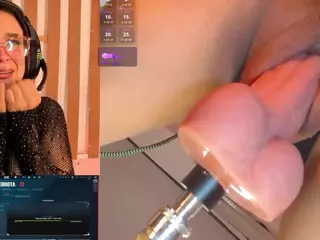 CookiesAndBoots's Live Sex Cam Show