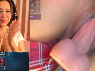 CookiesAndBoots's Live Sex Cam Show