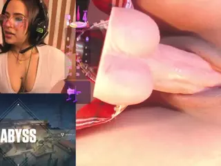 CookiesAndBoots's Live Sex Cam Show