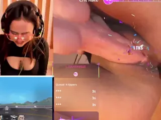 CookiesAndBoots's Live Sex Cam Show