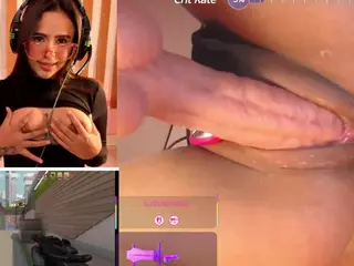 CookiesAndBoots's Live Sex Cam Show