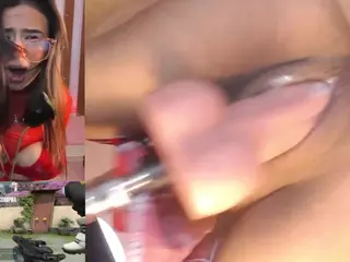 CookiesAndBoots's Live Sex Cam Show