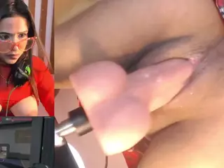 CookiesAndBoots's Live Sex Cam Show