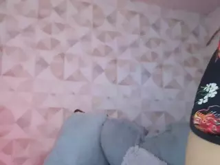 Elissecinnamon's Live Sex Cam Show