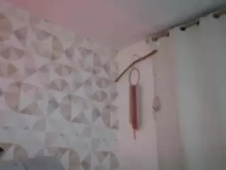 Elissecinnamon's Live Sex Cam Show