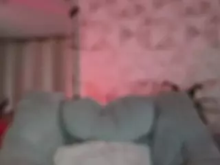 Elissecinnamon's Live Sex Cam Show