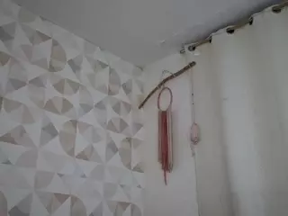 Elissecinnamon's Live Sex Cam Show