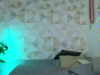 Elissecinnamon's Live Sex Cam Show