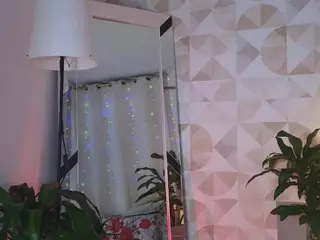 Elissecinnamon's Live Sex Cam Show