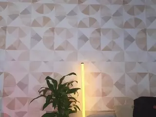 Elissecinnamon's Live Sex Cam Show