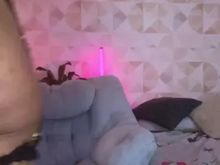 Elissecinnamon's Live Sex Cam Show