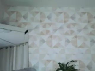 Elissecinnamon's Live Sex Cam Show