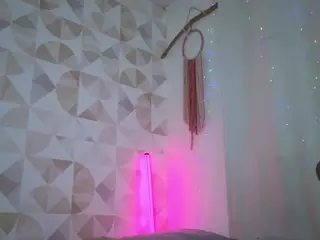 Elissecinnamon's Live Sex Cam Show
