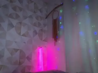 Elissecinnamon's Live Sex Cam Show