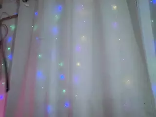 Elissecinnamon's Live Sex Cam Show