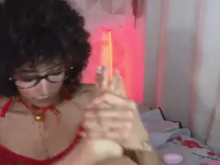Elissecinnamon's Live Sex Cam Show
