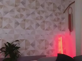 Elissecinnamon's Live Sex Cam Show