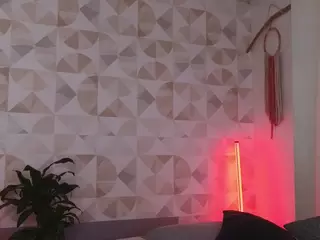 Elissecinnamon's Live Sex Cam Show