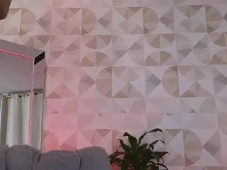 Elissecinnamon's Live Sex Cam Show