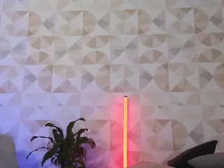 Elissecinnamon's Live Sex Cam Show