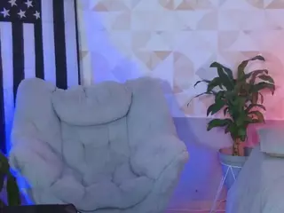 Elissecinnamon's Live Sex Cam Show