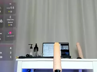 BabySquirt's Live Sex Cam Show