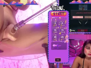 SaraHillGames's Live Sex Cam Show