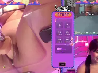 SaraHillGames's Live Sex Cam Show