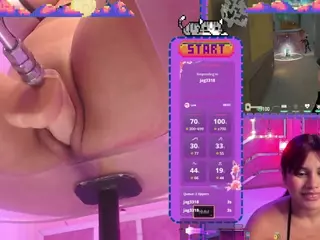 SaraHillGames's Live Sex Cam Show