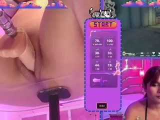 SaraHillGames's Live Sex Cam Show