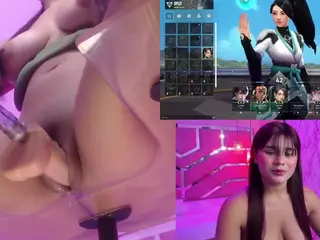 SaraHillGames's Live Sex Cam Show