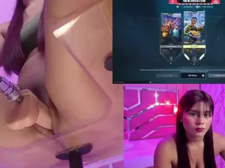 SaraHillGames's Live Sex Cam Show