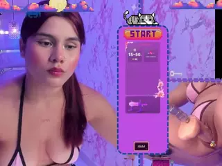 SaraHillGames's Live Sex Cam Show