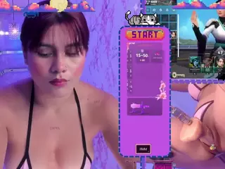 SaraHillGames's Live Sex Cam Show