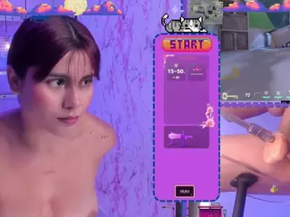 SaraHillGames's Live Sex Cam Show