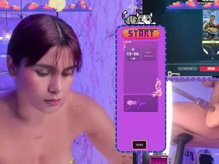SaraHillGames's Live Sex Cam Show