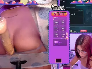 SaraHillGames's Live Sex Cam Show