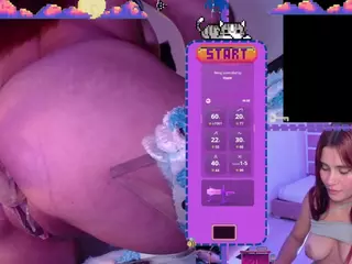 SaraHillGames's Live Sex Cam Show