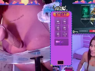 SaraHillGames's Live Sex Cam Show