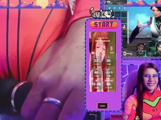 SaraHillGames's Live Sex Cam Show