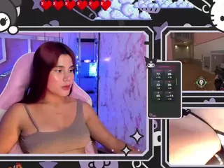 SaraHillGames's Live Sex Cam Show