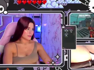 SaraHillGames's Live Sex Cam Show
